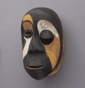 Mask Okpesu Umuruma (Frighten Children)