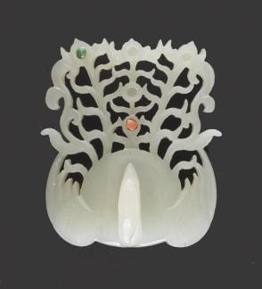 Hair ornament in the shape of a phoenix