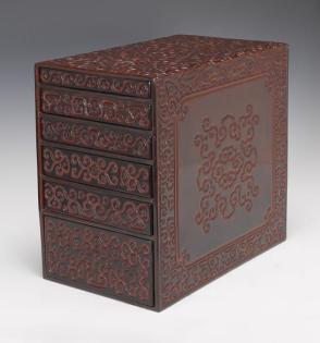 Guri Lacquer Box with 6 Drawers