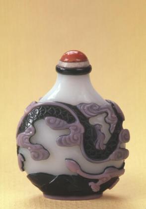 Snuff bottle