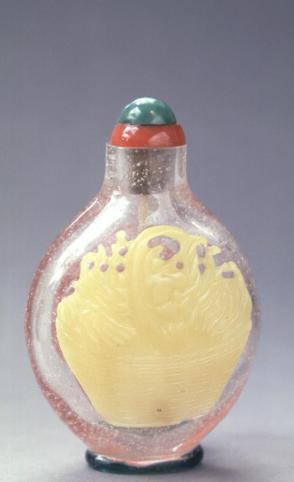 Snuff bottle