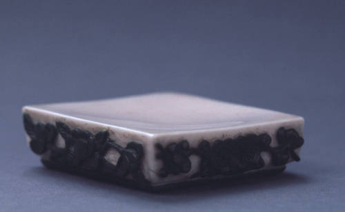 Rectangular Snuff Tray:  Floral Decoration