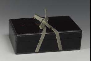 Rectangular writing box