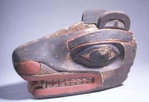 Canoe prow figure