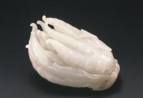 Covered dish in the form of a Buddha's hand citron