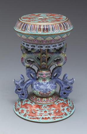 Stand for one of the “Eight Buddhist Symbols”