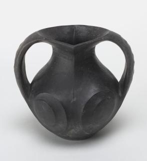 Black amphora