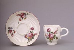 Cup and trembleuse saucer