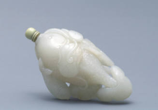 Snuff bottle: Two Fish and Lotus Leaves