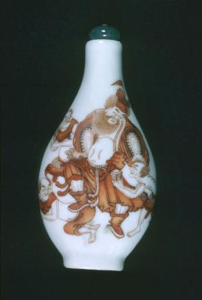 Snuff bottle: Chung-k'wei, the Demon Queller, and Five Demons