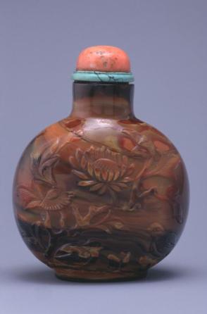 Snuff bottle: Birds and Flowers