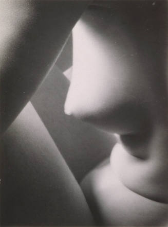 © (1923), 2009 Imogen Cunningham Trust