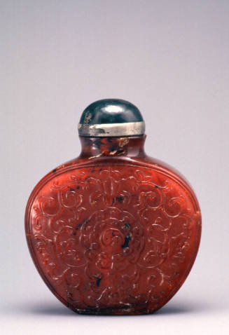 Snuff bottle:  Yin-Yang Design within Lotus and Vines