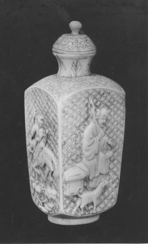 Snuff Bottle: Four Figures from Chinese Folk Tales