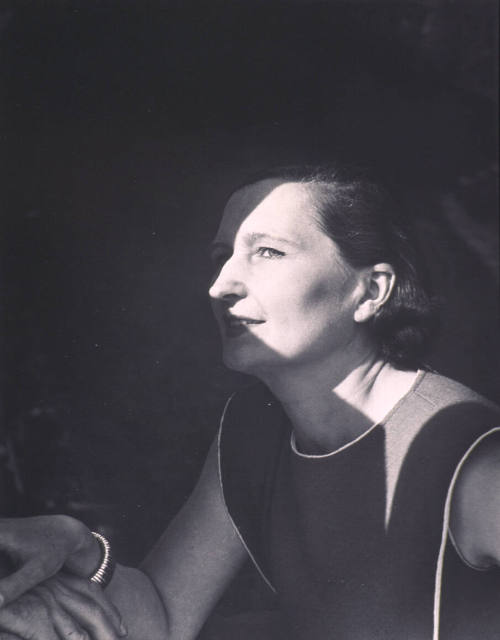 © (1938), 2009 Imogen Cunningham Trust