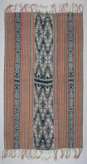 Mau naek (man's ceremonial hip cloth)