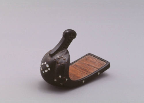 Model of a stirrup (abumi)