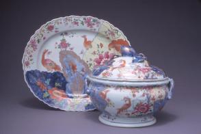 Tureen and stand
