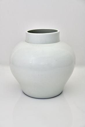 Moon jar