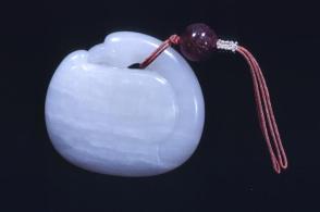 Pendant in form of swan