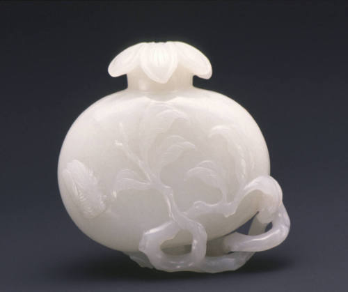 Interlocking stem box