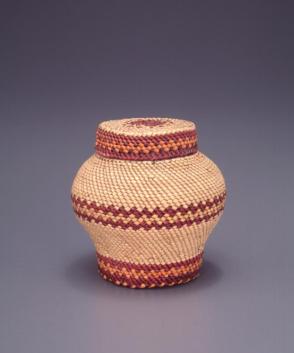 Ginger jar basket with lid
