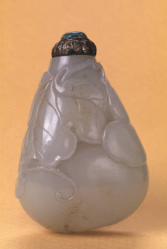 Snuff bottle:  Vine and Bat
