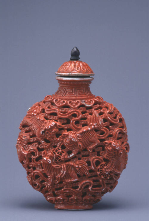 Snuff bottle:  Fu-dogs playing with balls among ribbons