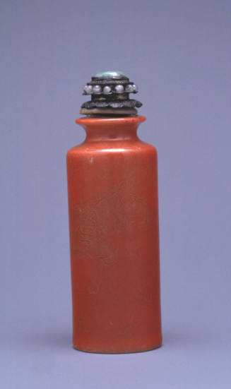 Snuff bottle:  Two Fu-Dogs Among Clouds