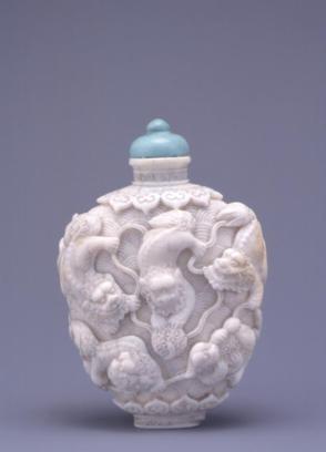 Snuff bottle:  Fu-Dogs Playing Among Clouds with Ribbons