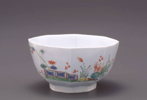 Octagonal bowl