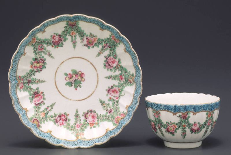 Tea bowl and saucer