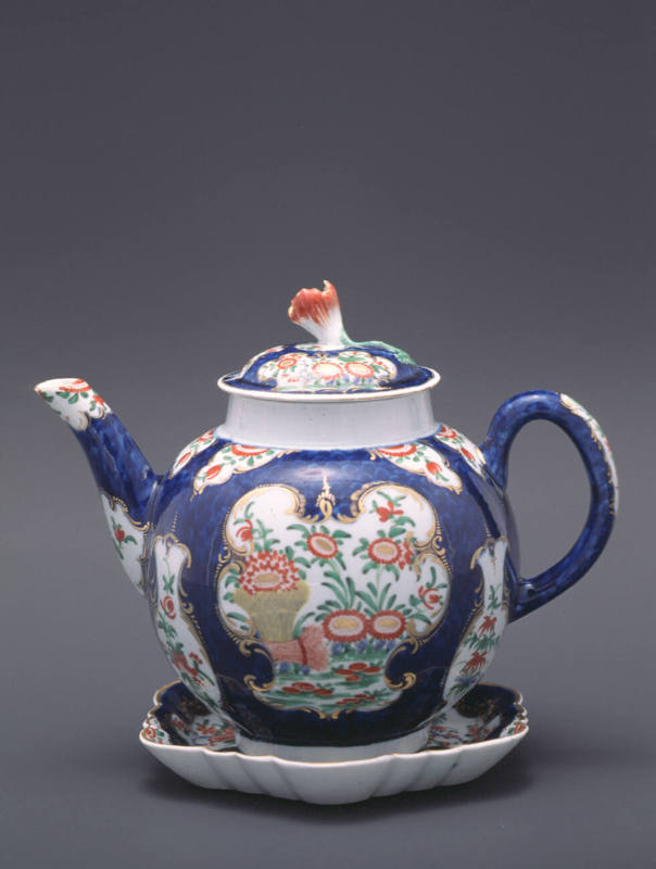 Teapot and stand