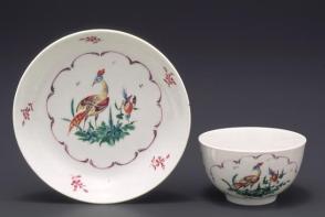 Tea bowl and saucer