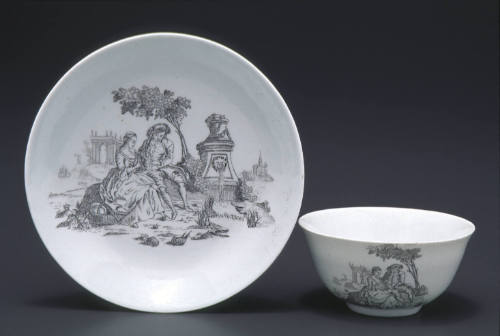 Tea bowl and saucer