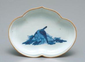 Lobed plate