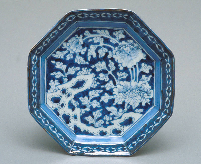 Octagonal plate