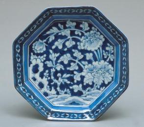 Octagonal plate
