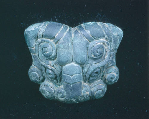 Bronze animal head buckle