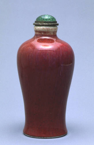 Snuff bottle