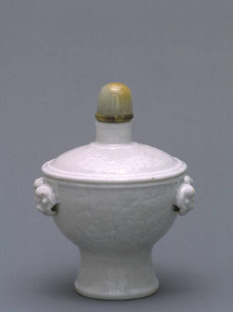 Snuff bottle