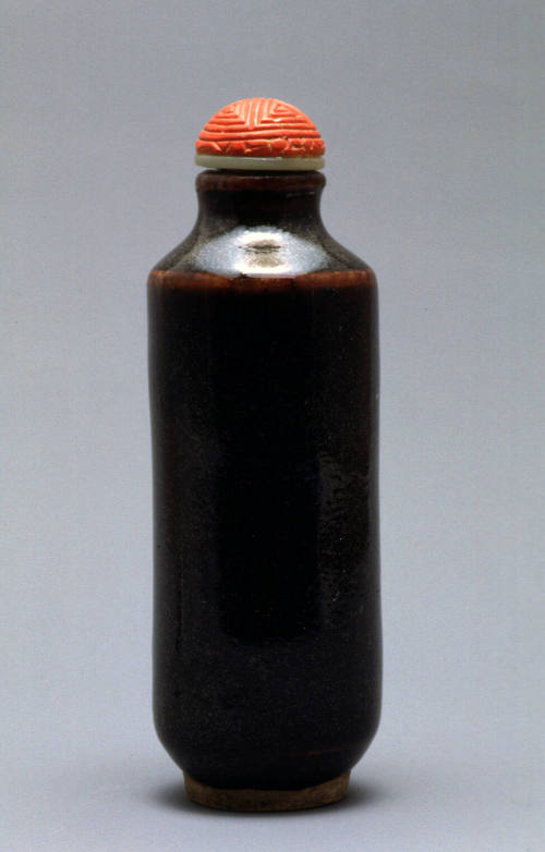 Snuff bottle