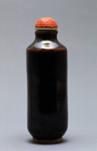 Snuff bottle