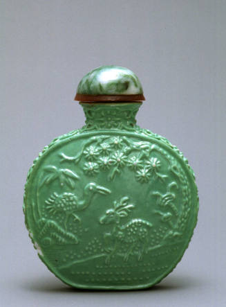 Snuff bottle