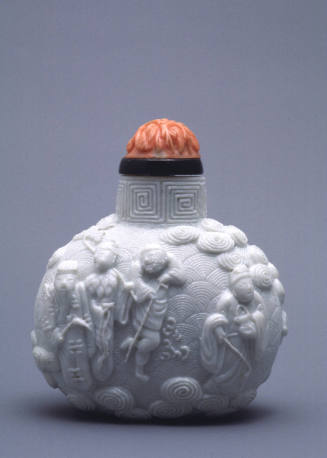 Snuff bottle