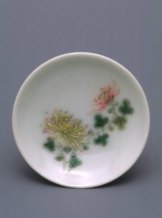 Snuff saucer