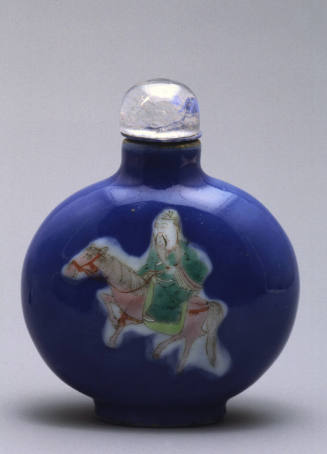 Snuff bottle