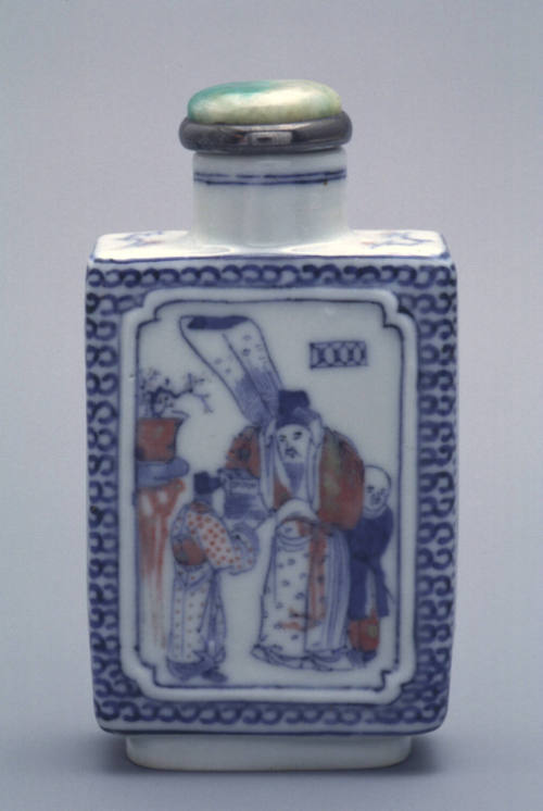 Snuff bottle