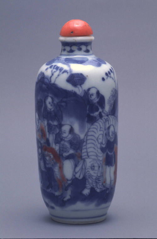 Snuff bottle