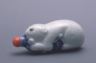 Snuff bottle